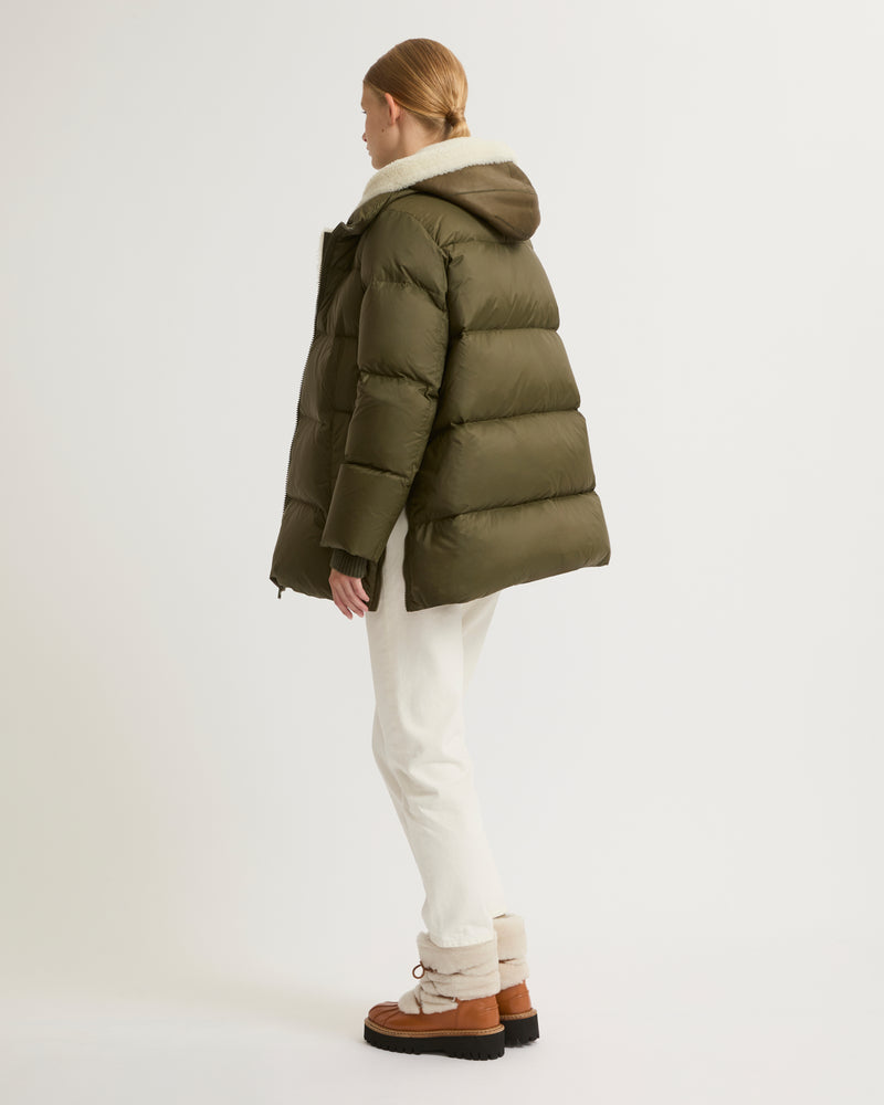 Hooded down jacket in nylon and lamb - khaki green - Yves Salomon