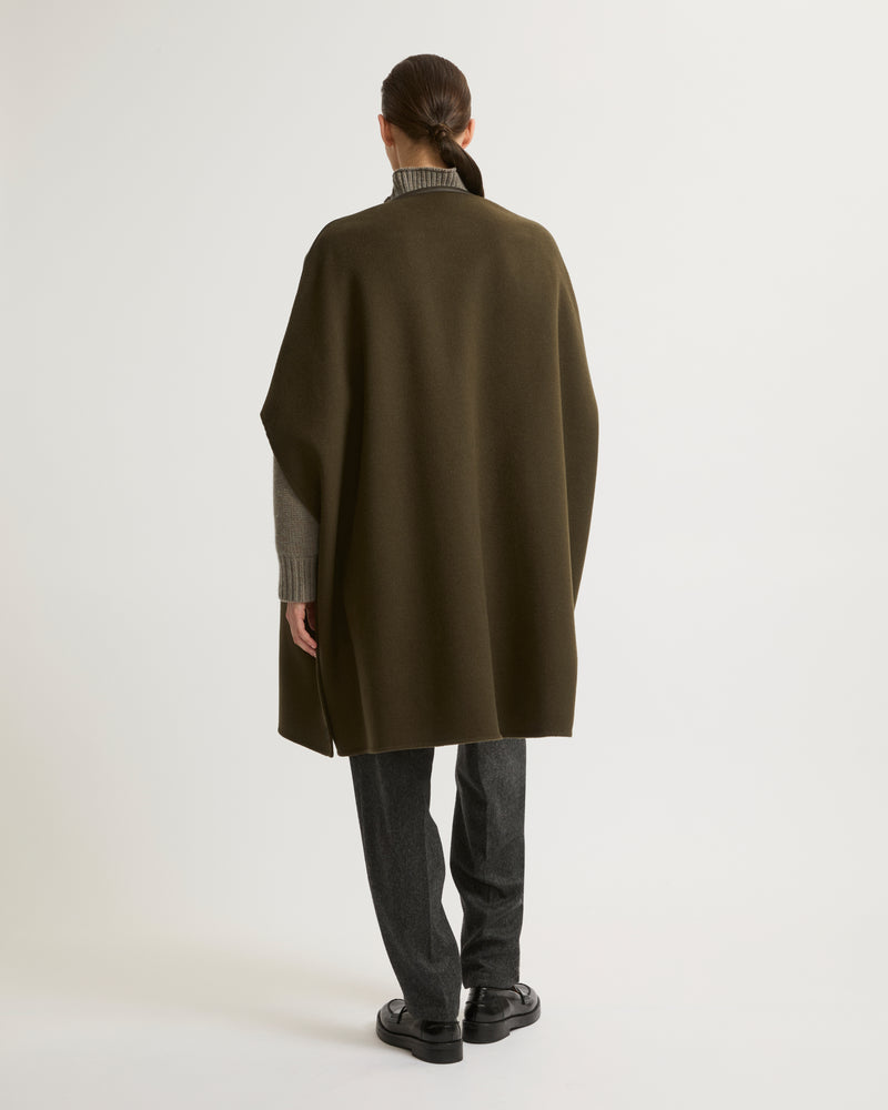 Double-sided cashmere blend cape with button details - khaki - Yves Salomon