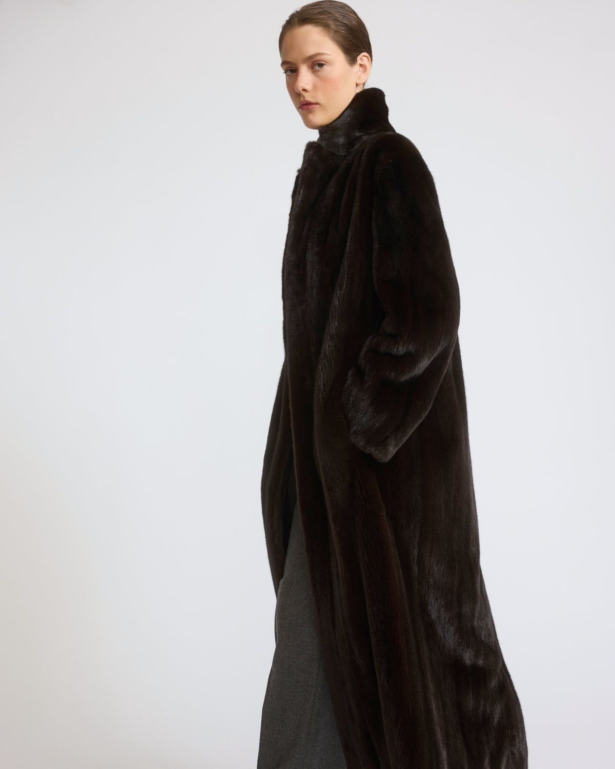 Long coat in long-haired mink fur - Yves Salomon - New Fall/Winter Collection