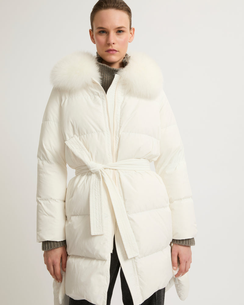 Long belted down jacket in technical fabric with removable fur collar - white - Yves Salomon