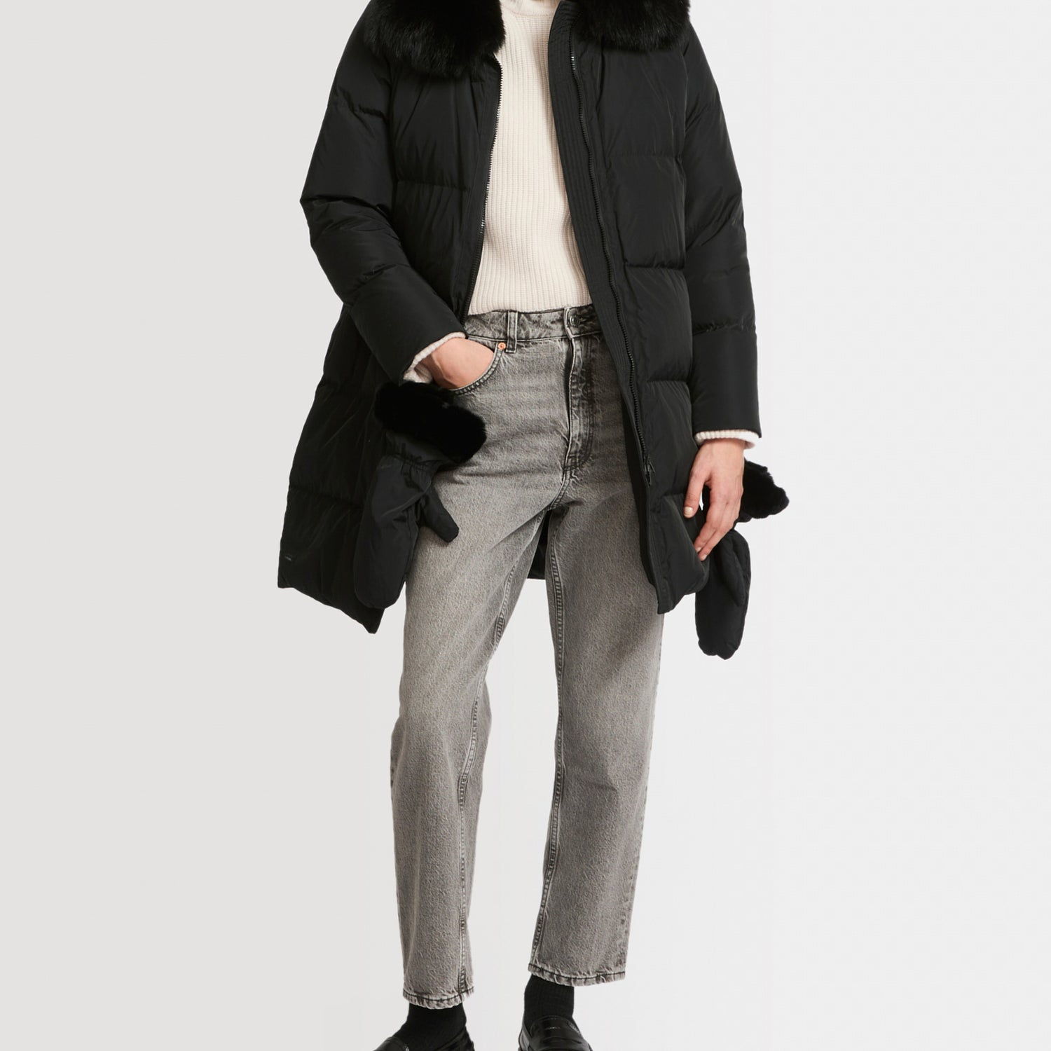 Long belted down jacket in technical fabric with fur collar -Yves Salomon