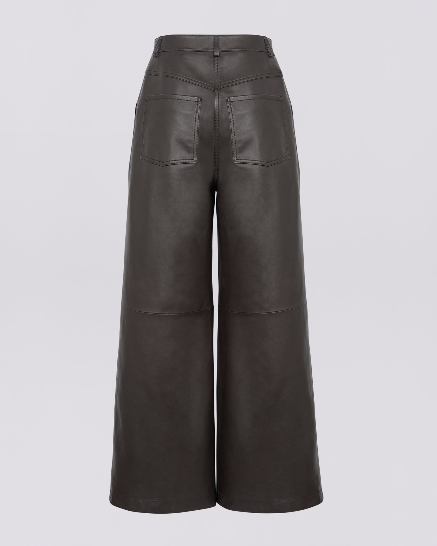 Straight trousers in lamb leather