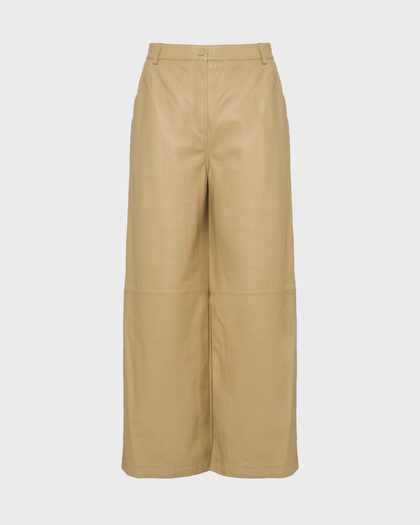 Straight trousers in lamb leather