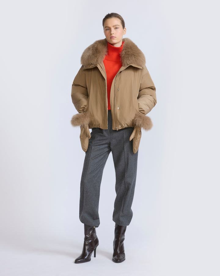 Short technical fabric down jacket with detachable fox fur collar - Yves Salomon - New Fall/Winter Collection