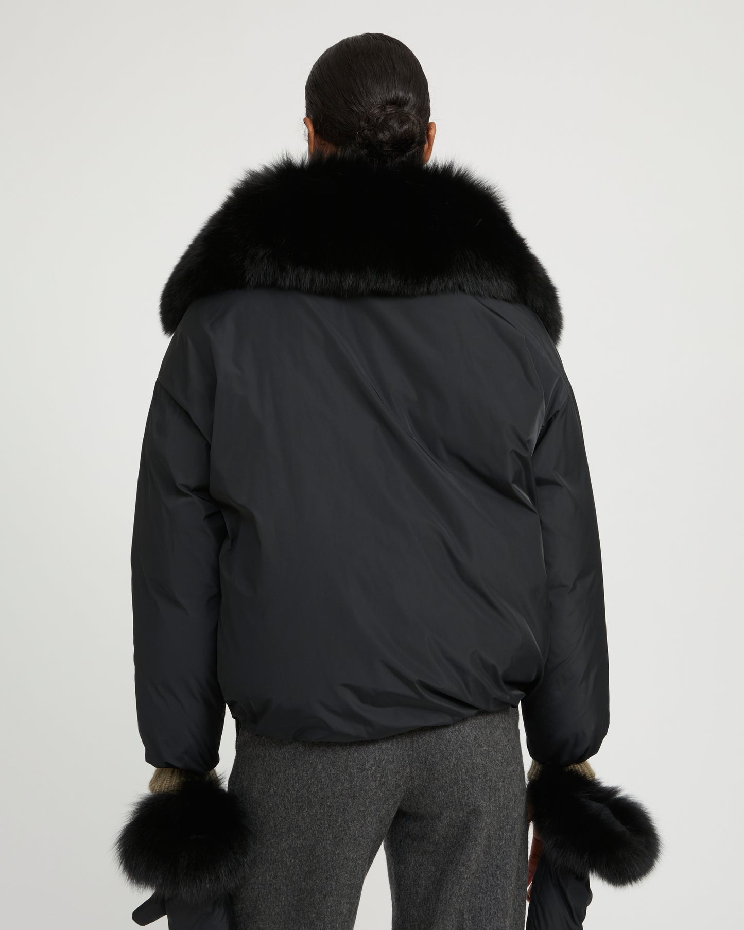 Short technical fabric down jacket with detachable fox fur collar