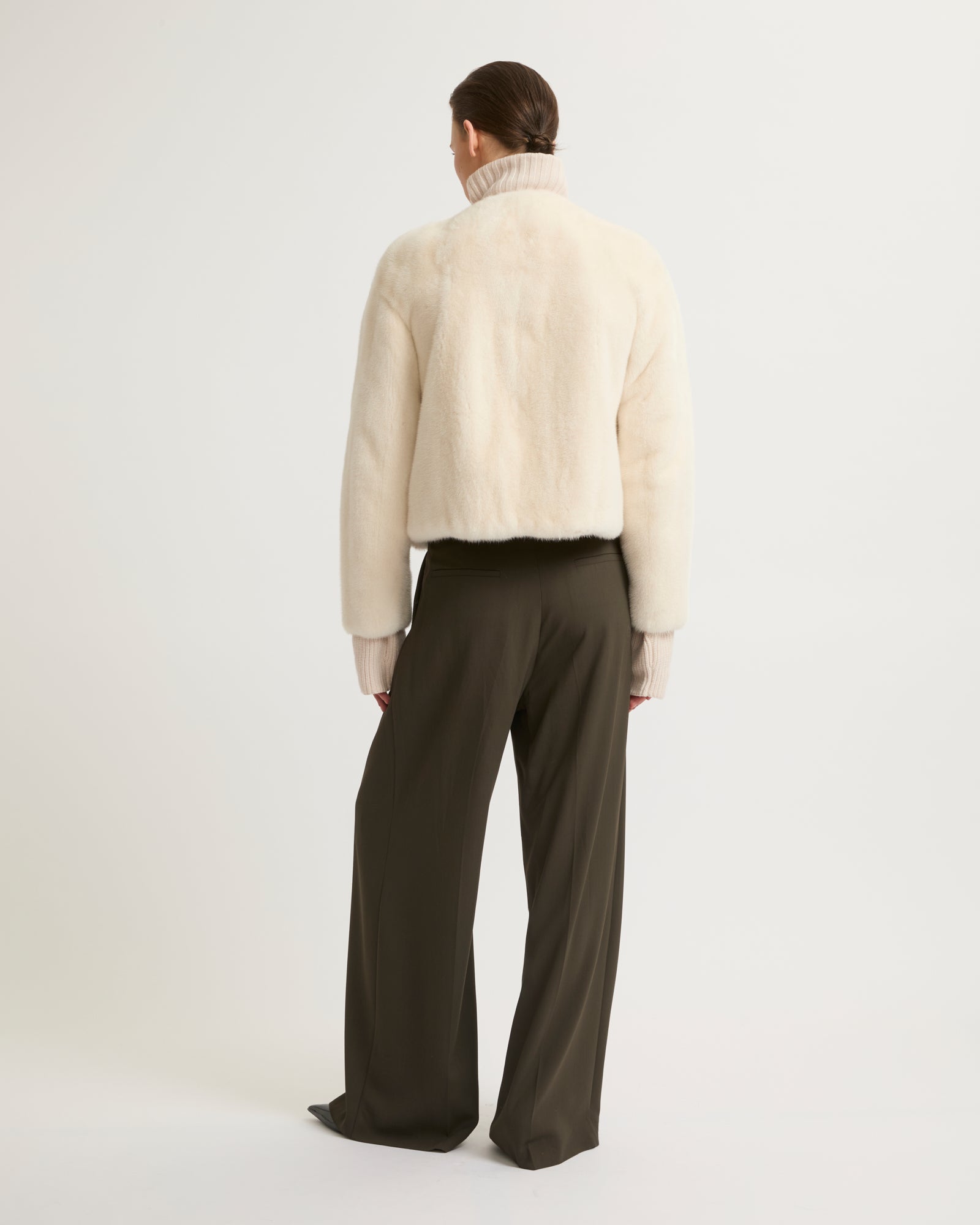 イロン YILON Waistmark eco fur coat YILON MADE Waistmark eco fur coat ブラウン