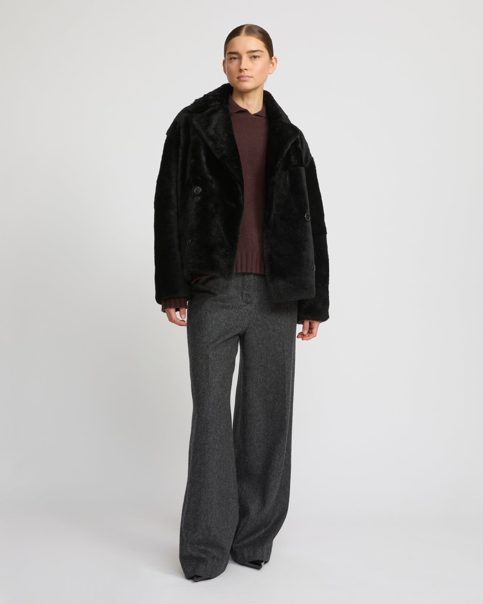 YVES SALOMON　ファージャケット　コヨーテ　ブラック　フランス製　46 Shearling pea jacket - black - Yves Salomon – Yves Salomon US