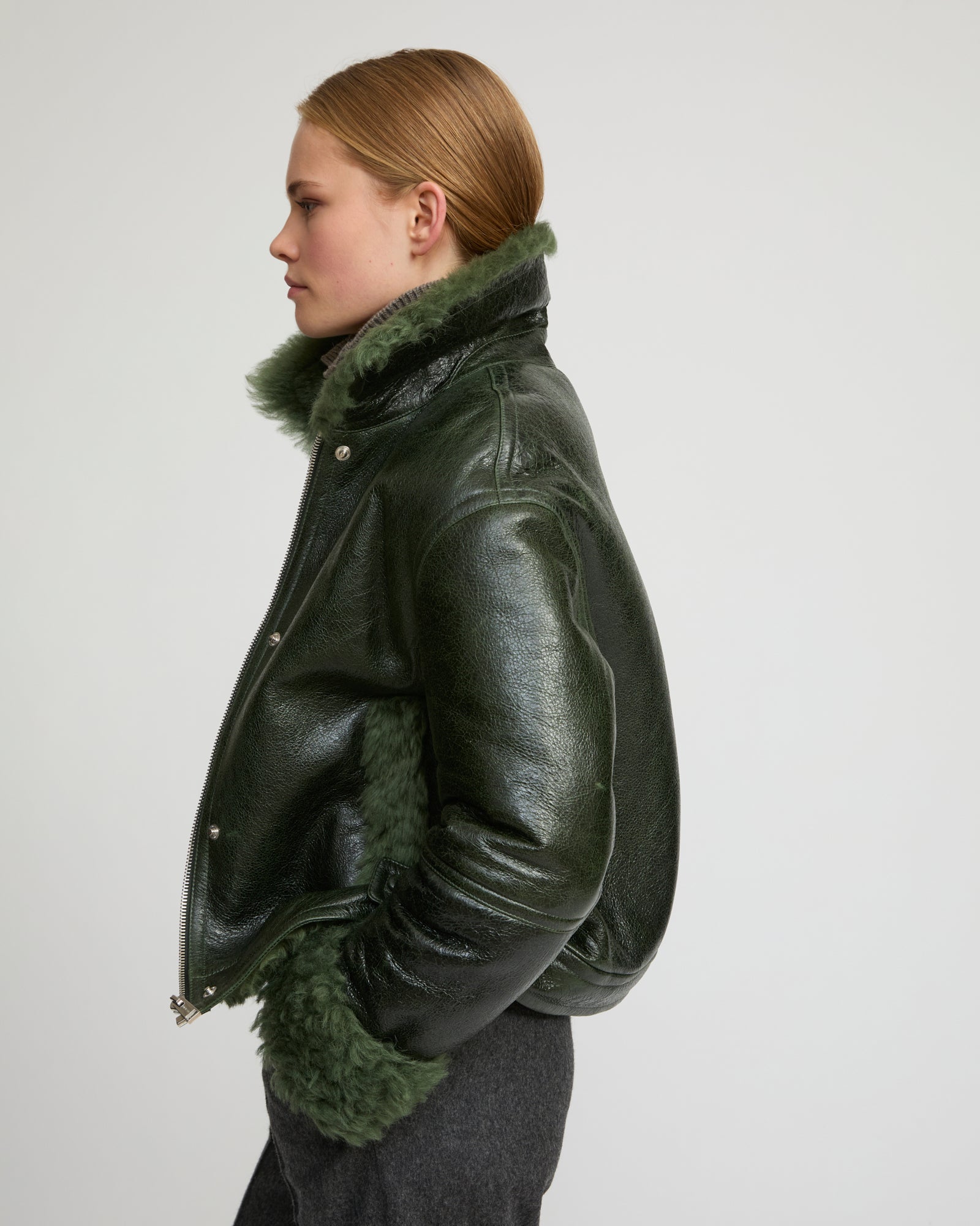 Short jacket in curly Tuscan shearling - green - Winter sale