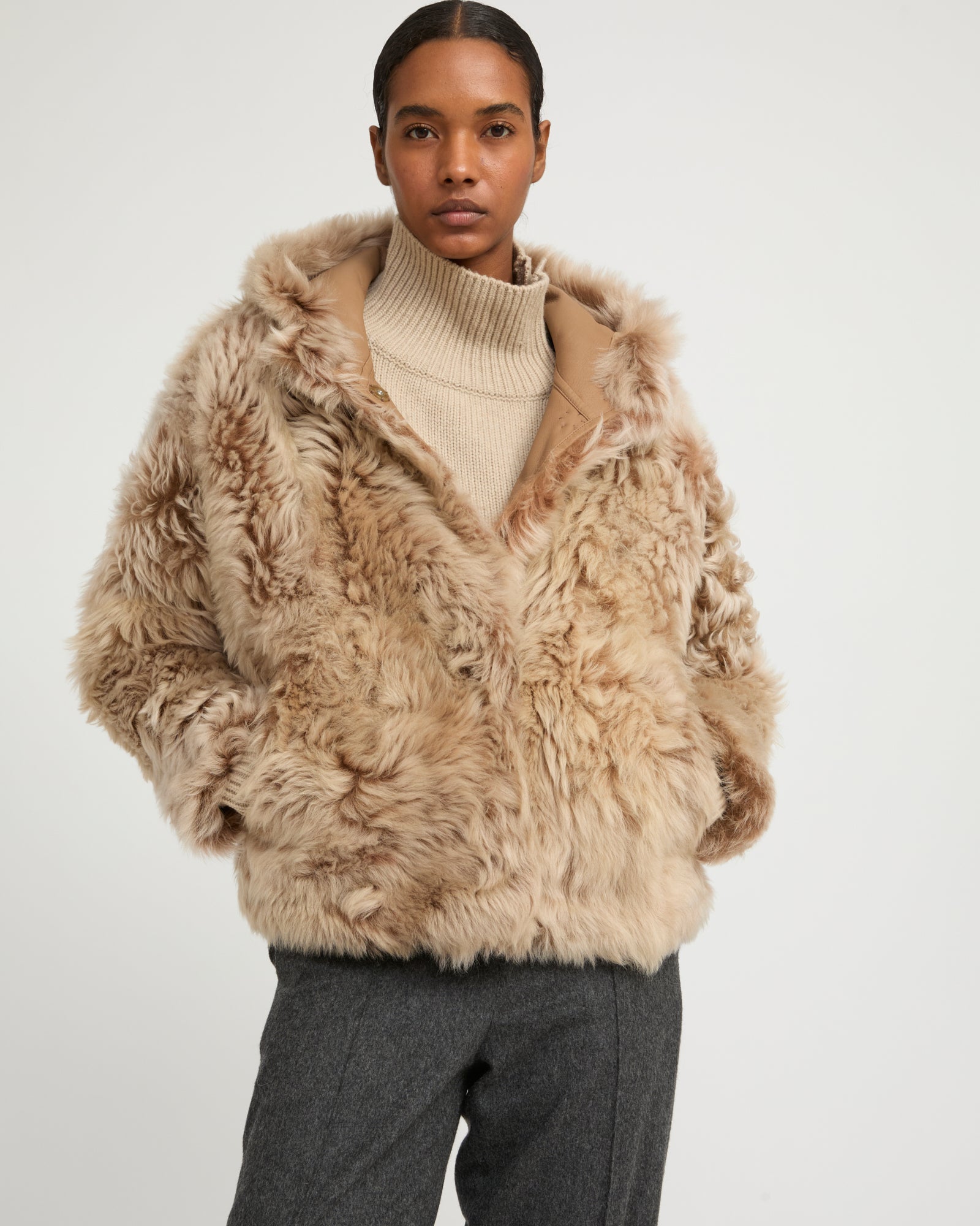 Short hooded jacket in Toscana Folk lambskin - Yves Salomon