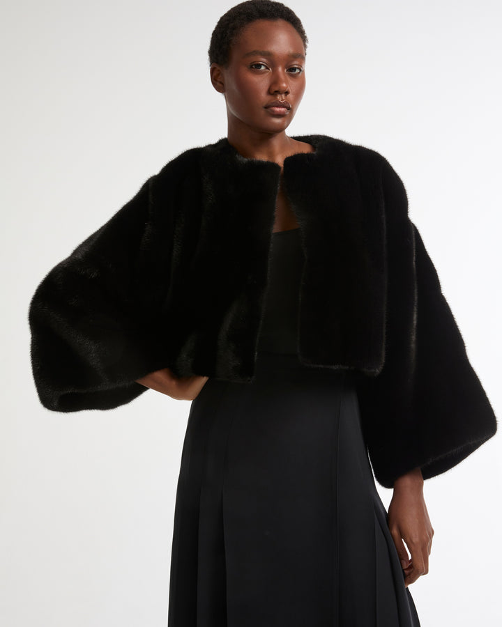 Short cape in long-haired mink fur