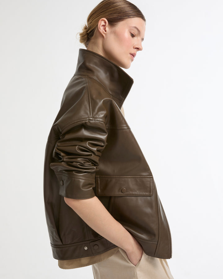 Lamb leather short jacket