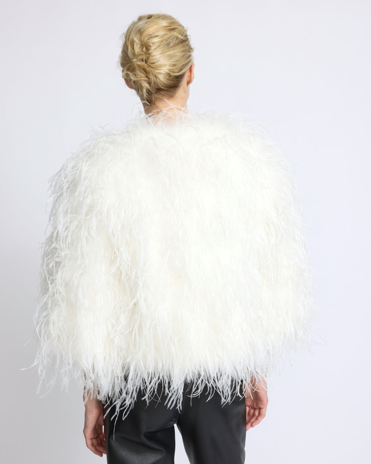 Short ostrich feather jacket - Yves Salomon - New Fall/Winter Collection