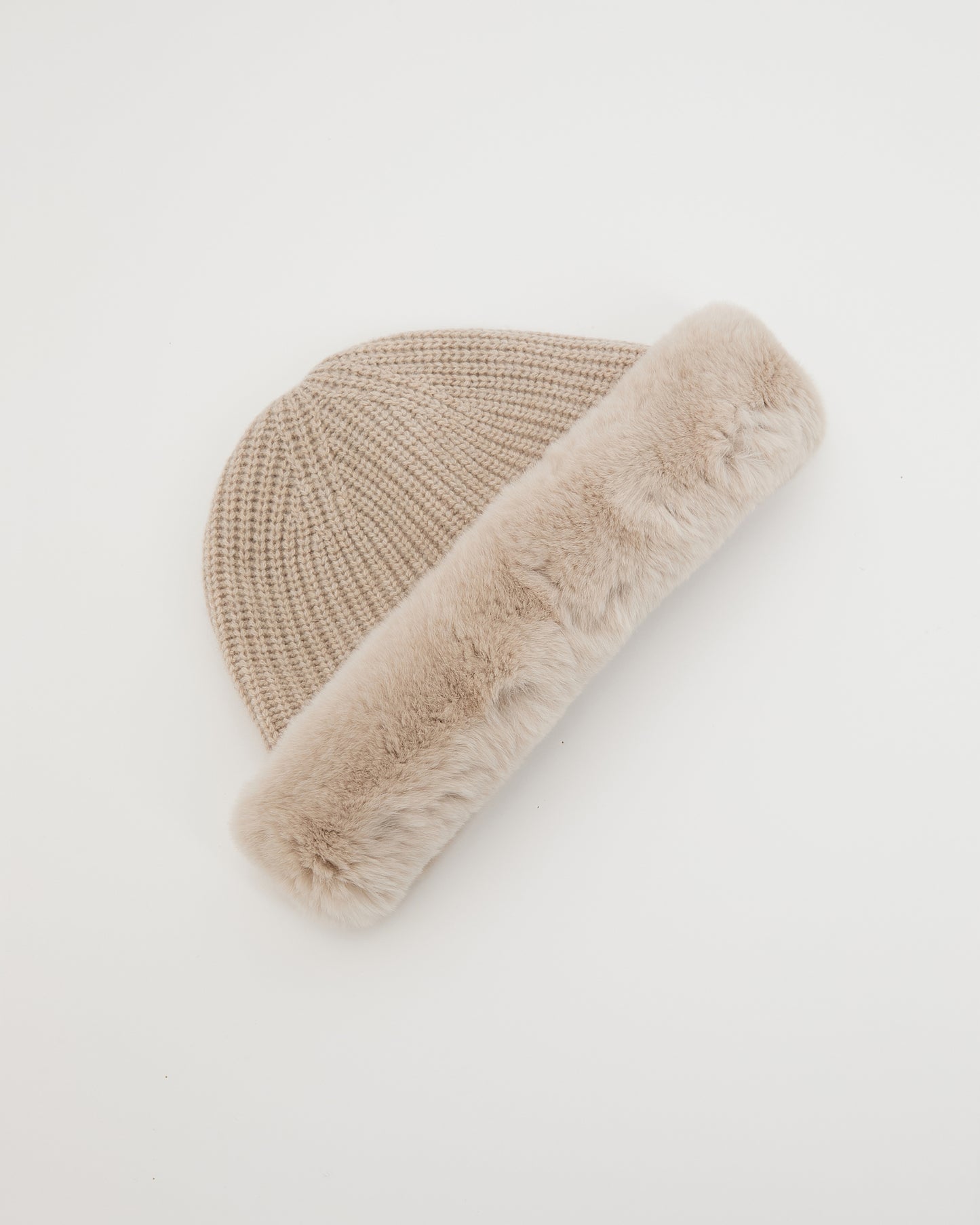 Cashmere and wool knit beanie with rex rabbit fur turn-up - Yves Salomon