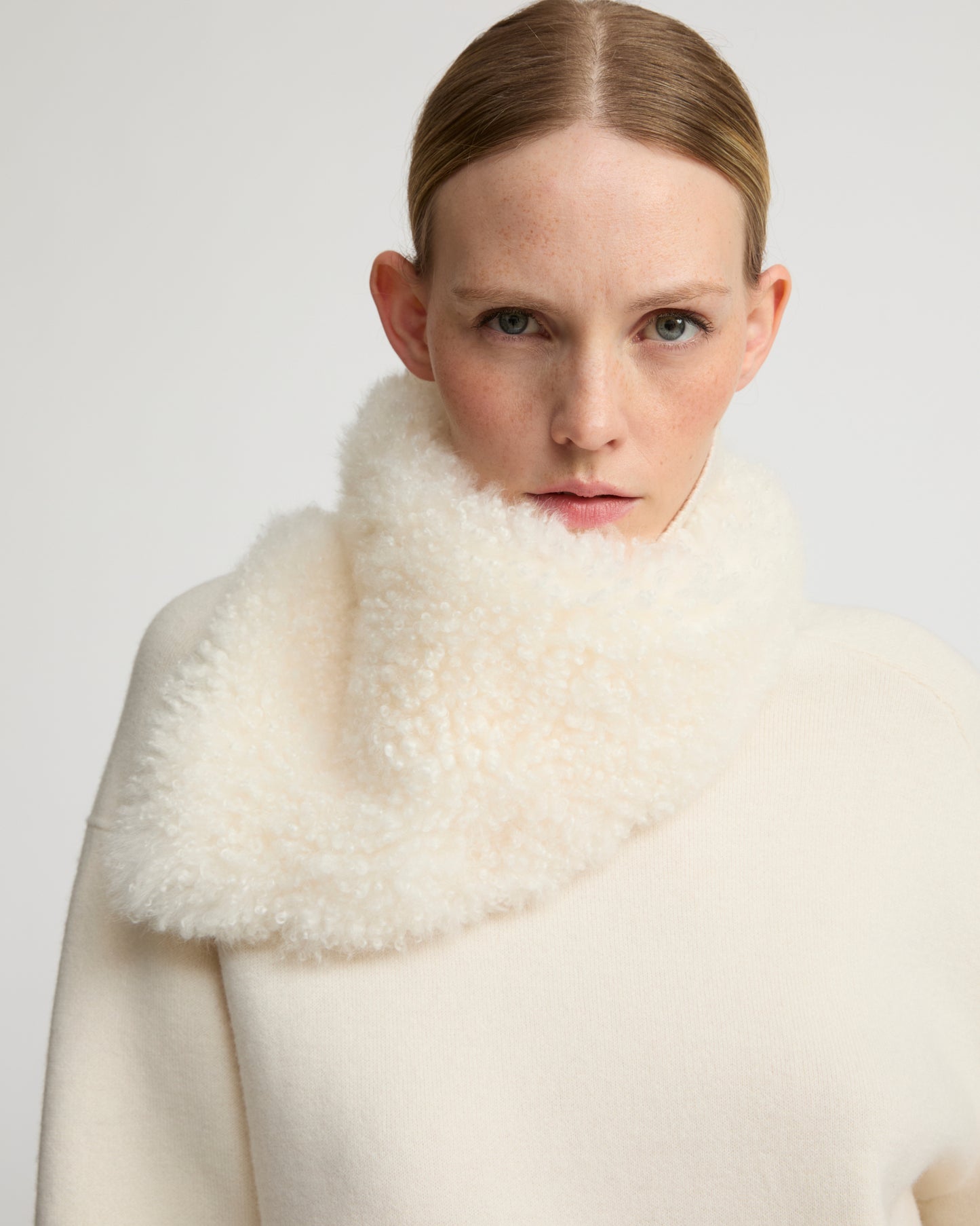 Cashmere lambskin shearling bandana