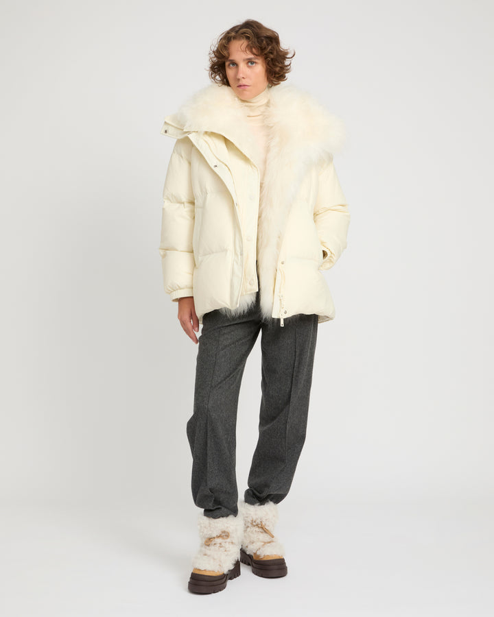 Mid-length down jacket with fluffy lambswool trim