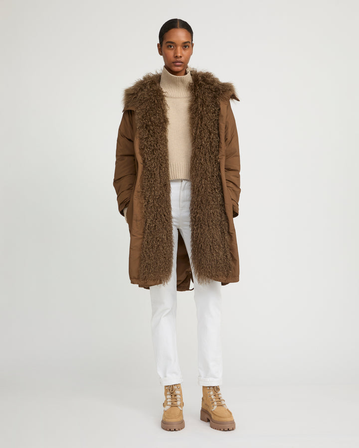 Ultra-light down parka with curly lambskin trim - Yves Salomon