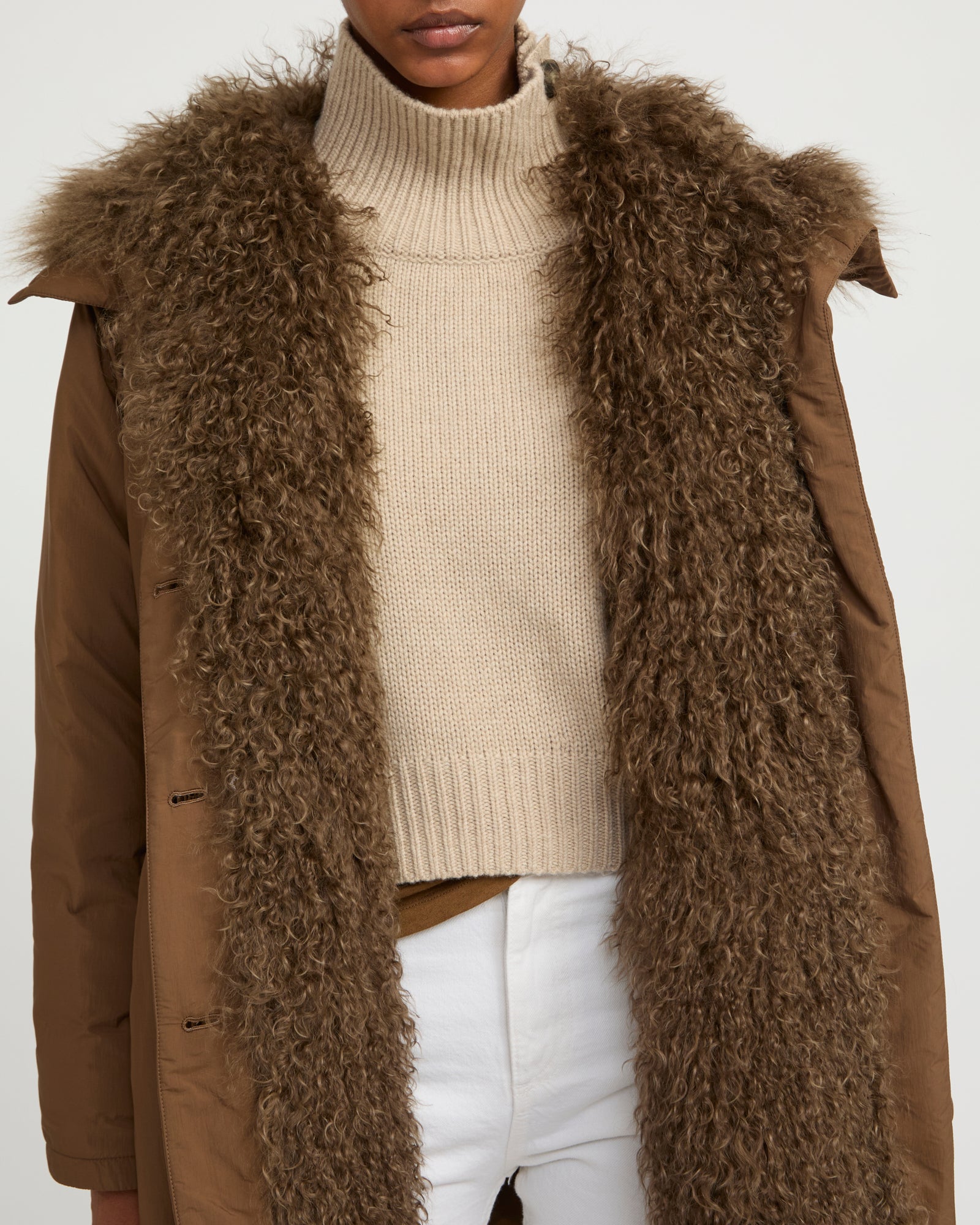 Ultra-light down parka with curly lambskin trim - Yves Salomon