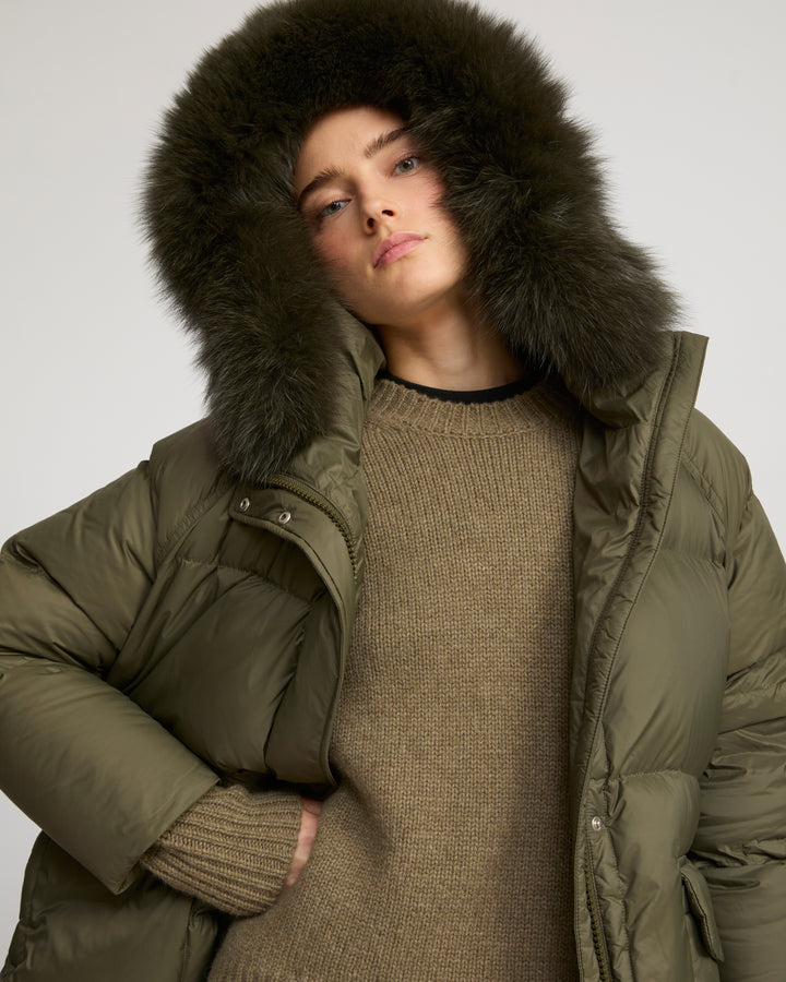 Long down jacket with raglan sleeves and fox fur trim