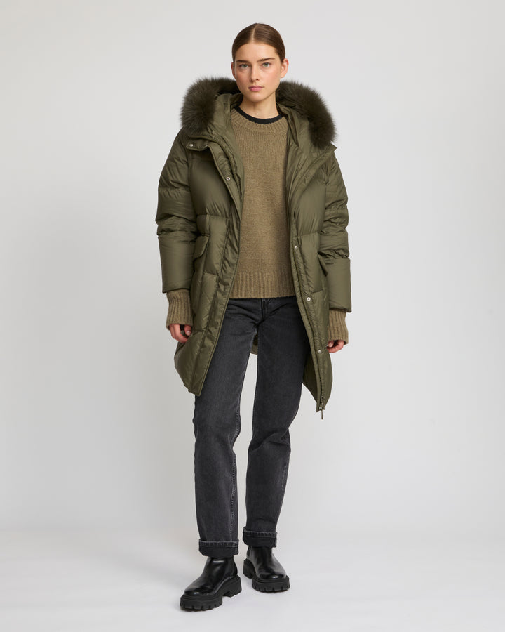 Long down jacket with raglan sleeves and fox fur trim