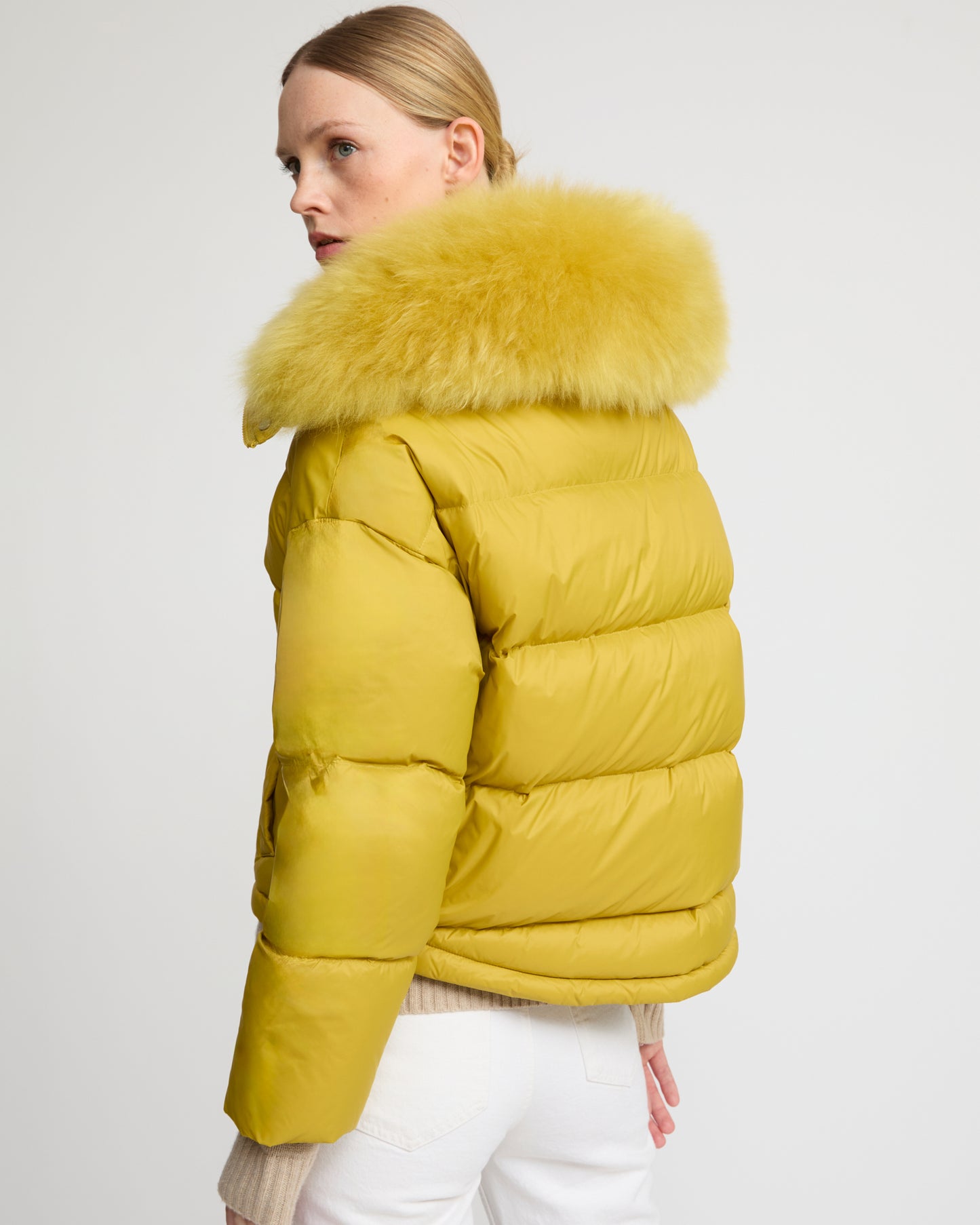 Short down jacket with fluffy lambswool trim