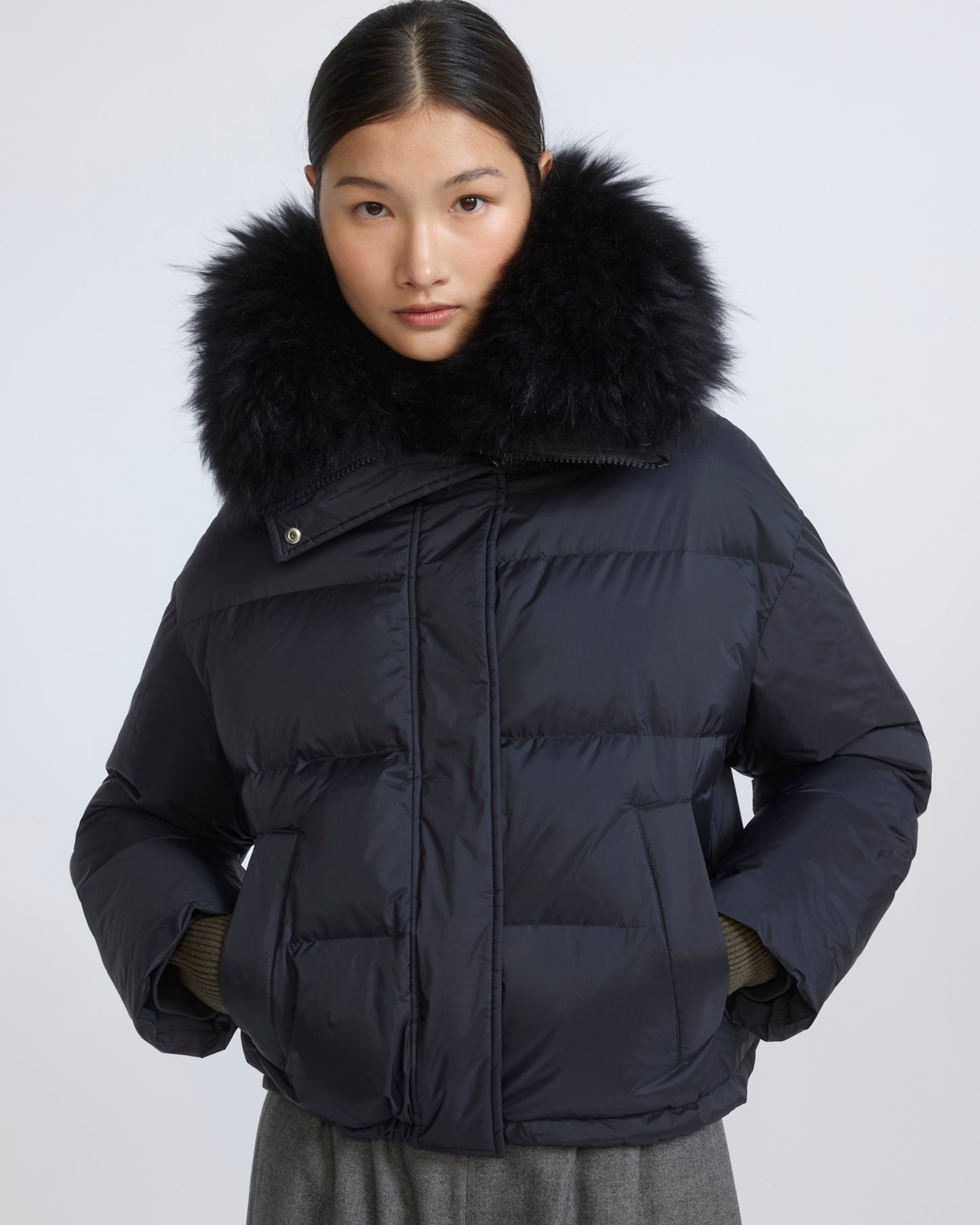 Short down jacket in waterproof technical fabric with airy lambswool trim - Yves Salomon - New Fall/Winter Collection