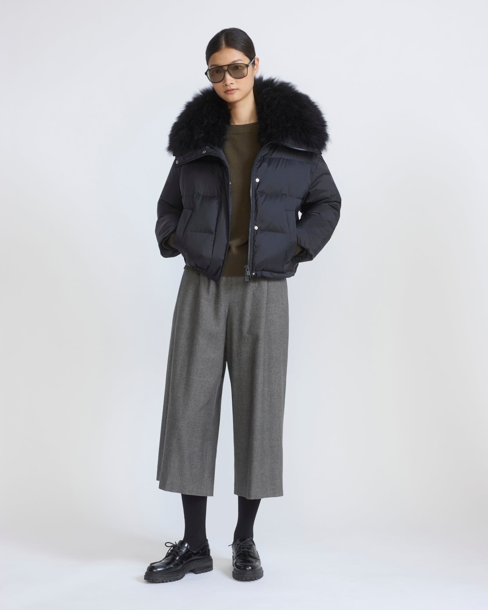 Short down jacket in waterproof technical fabric with airy lambswool trim - Yves Salomon - New Fall/Winter Collection