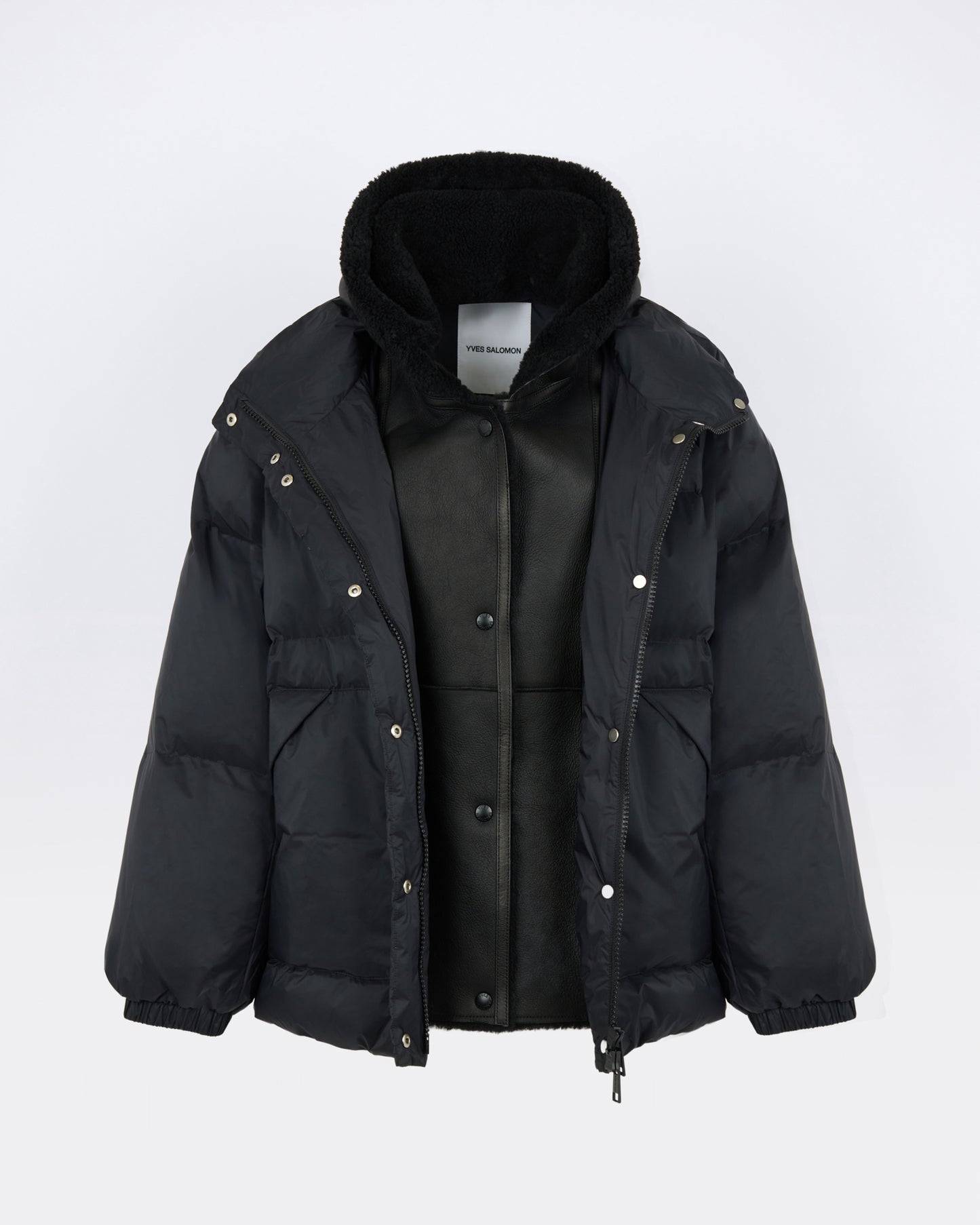 Short down jacket in waterproof technical fabric with lambskin shearling bib panel - Yves Salomon - New Fall/Winter Collection