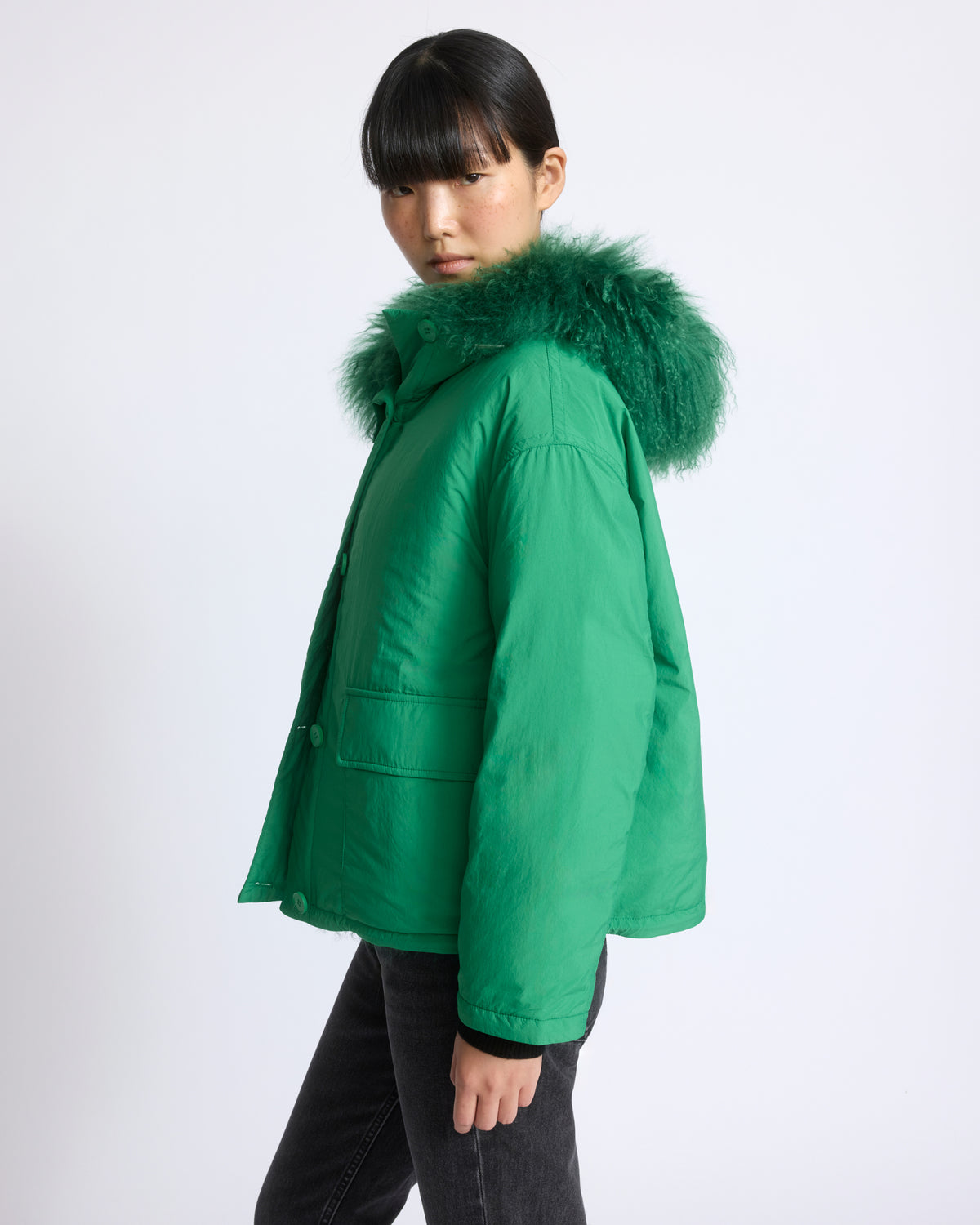 Short ultra-light down jacket with curly lambskin trim - Yves Salomon - New Fall/Winter Collection