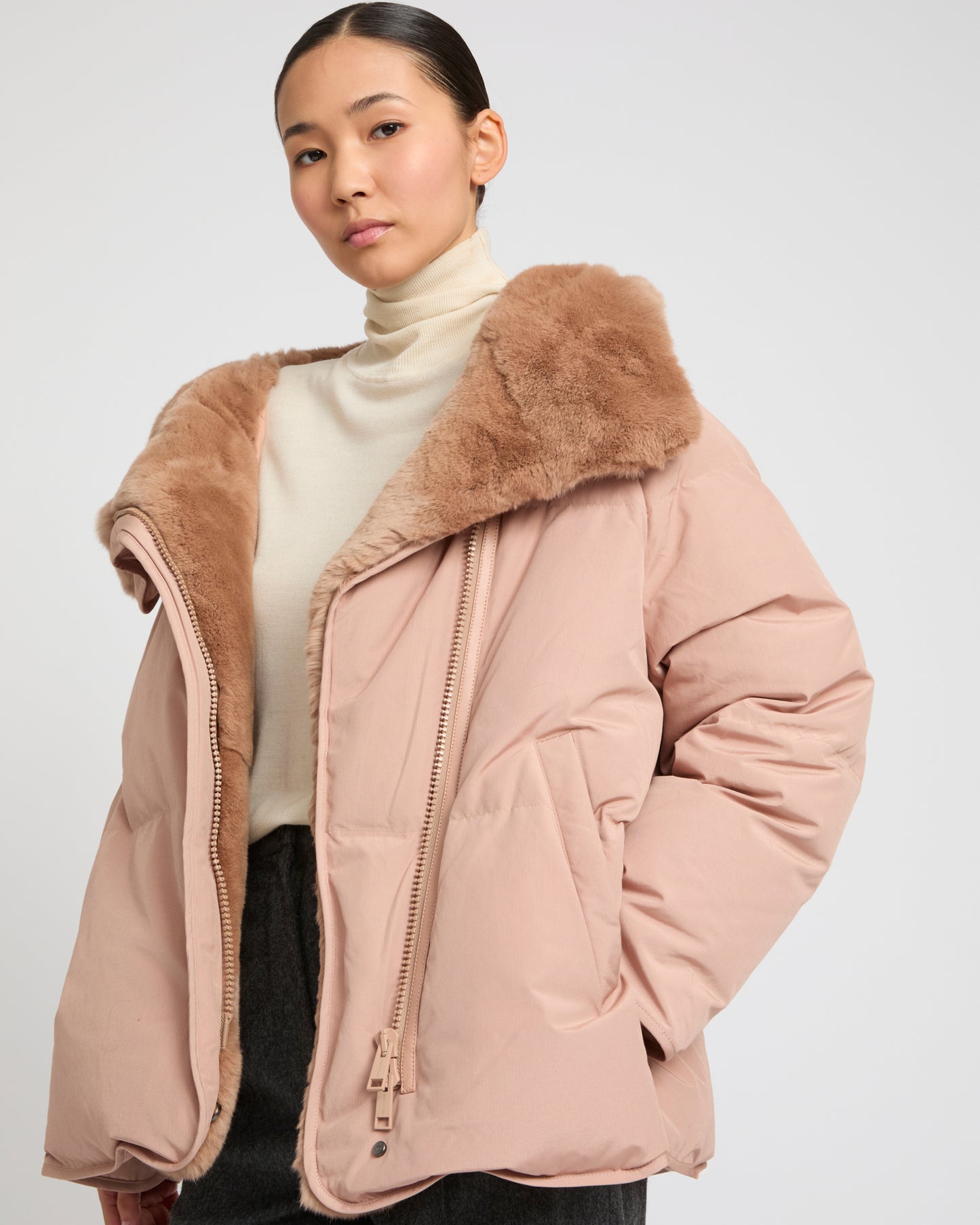Short down jacket with rex rabbit fur trim