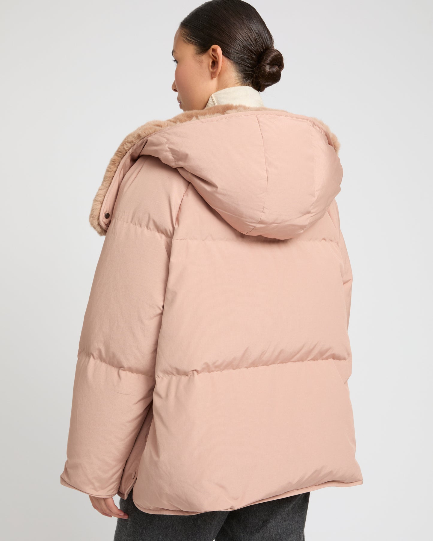Short down jacket with rex rabbit fur trim