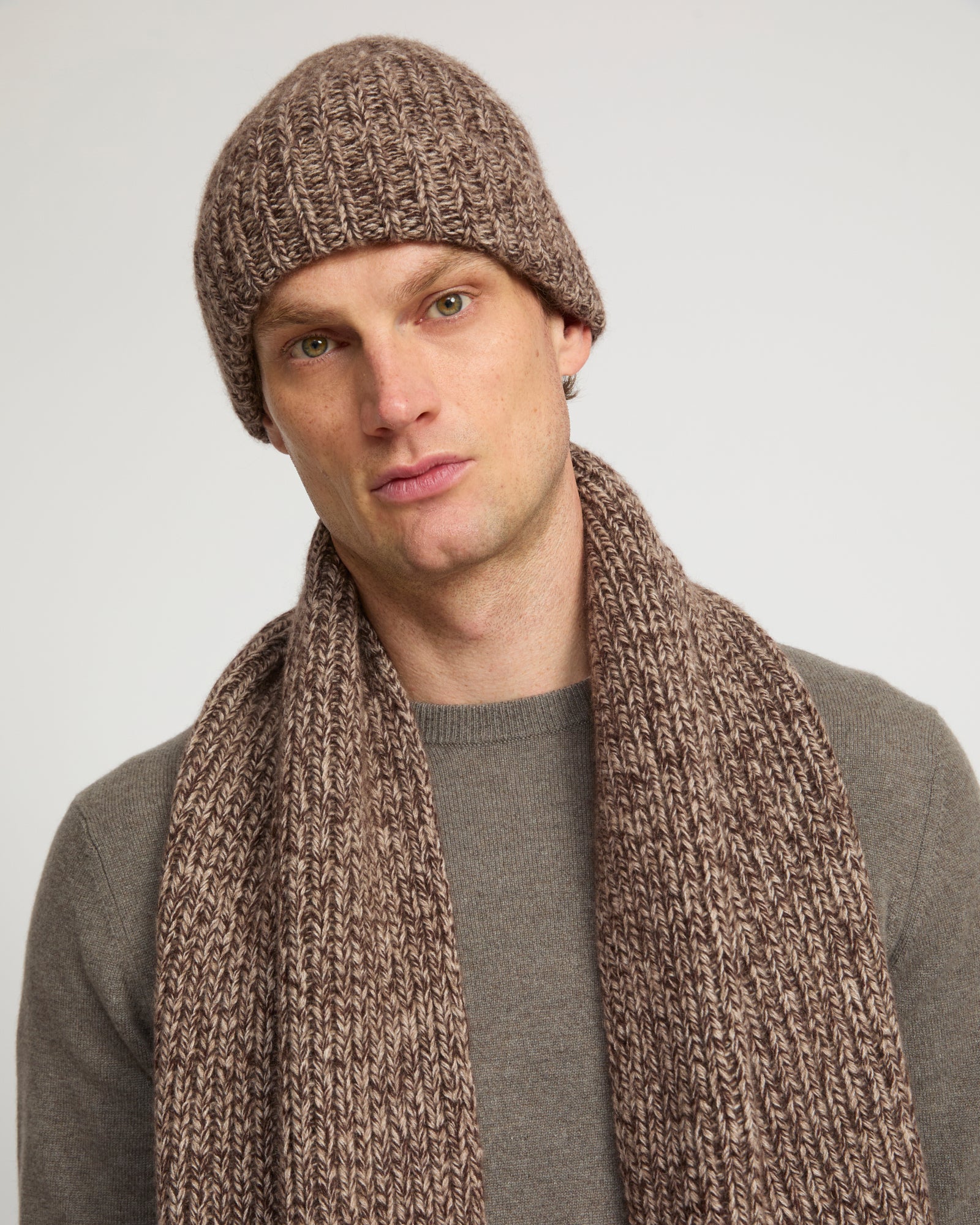 Winter sale & boxing day Yves Salomon -100% cashmere thick knit marl beanie