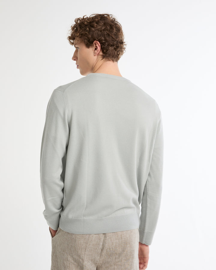 Crew neck jumper in 100% merino wool knit