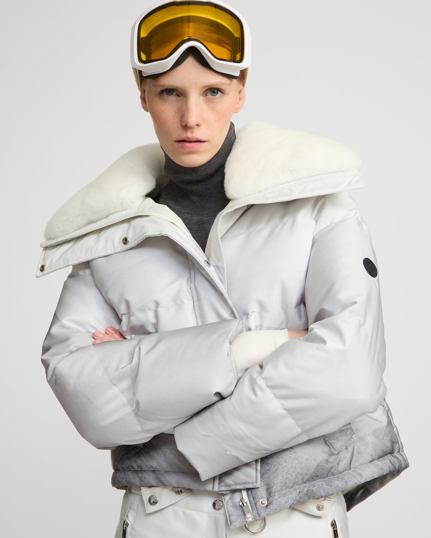 Short down jacket in waterproof fabric and Rex rabbit fur trim - Yves Salomon