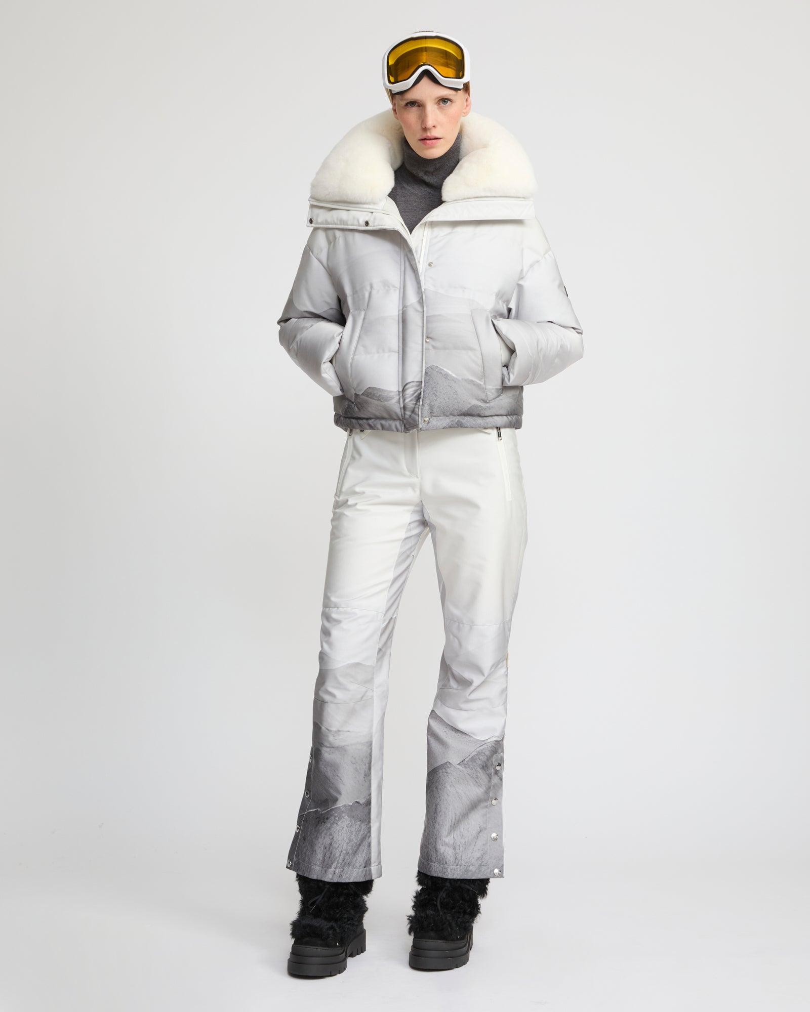 Short down jacket in waterproof fabric and Rex rabbit fur trim - Yves Salomon
