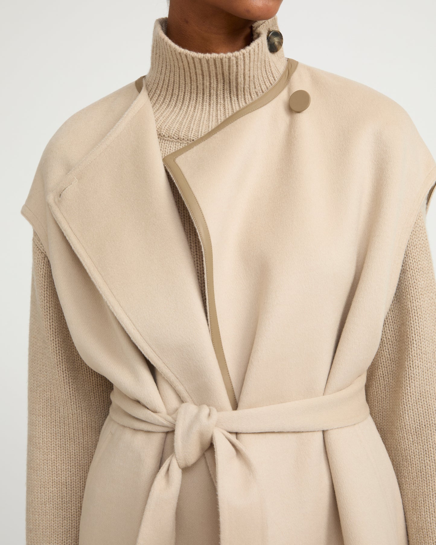 Double-sided cashmere-blend belted cape - Yves Salomon