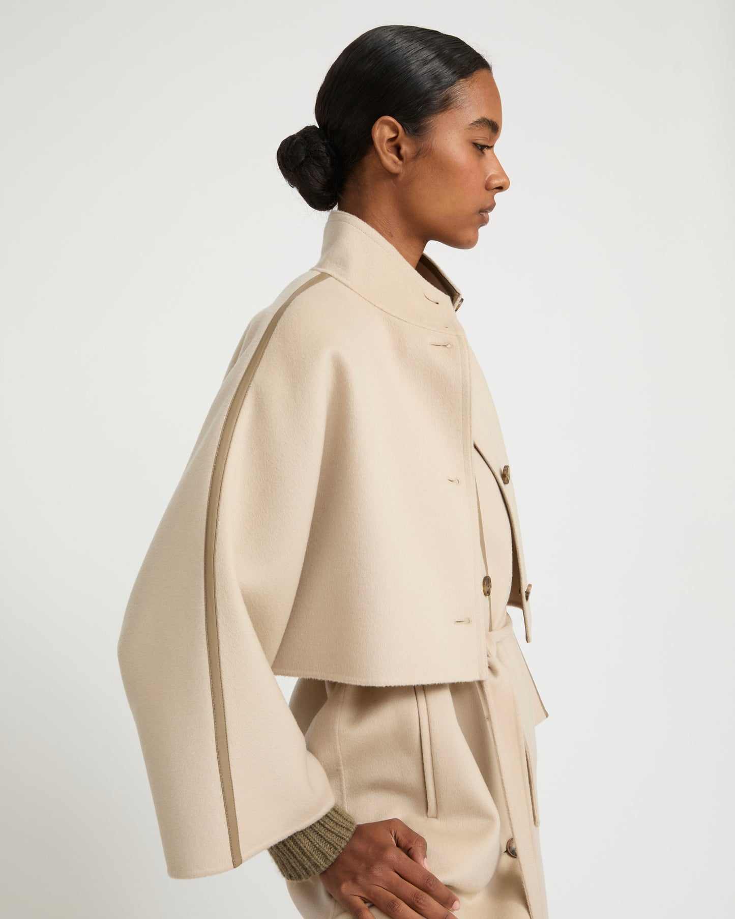 Double-sided cashmere-blend cropped cape jacket - Yves Salomon