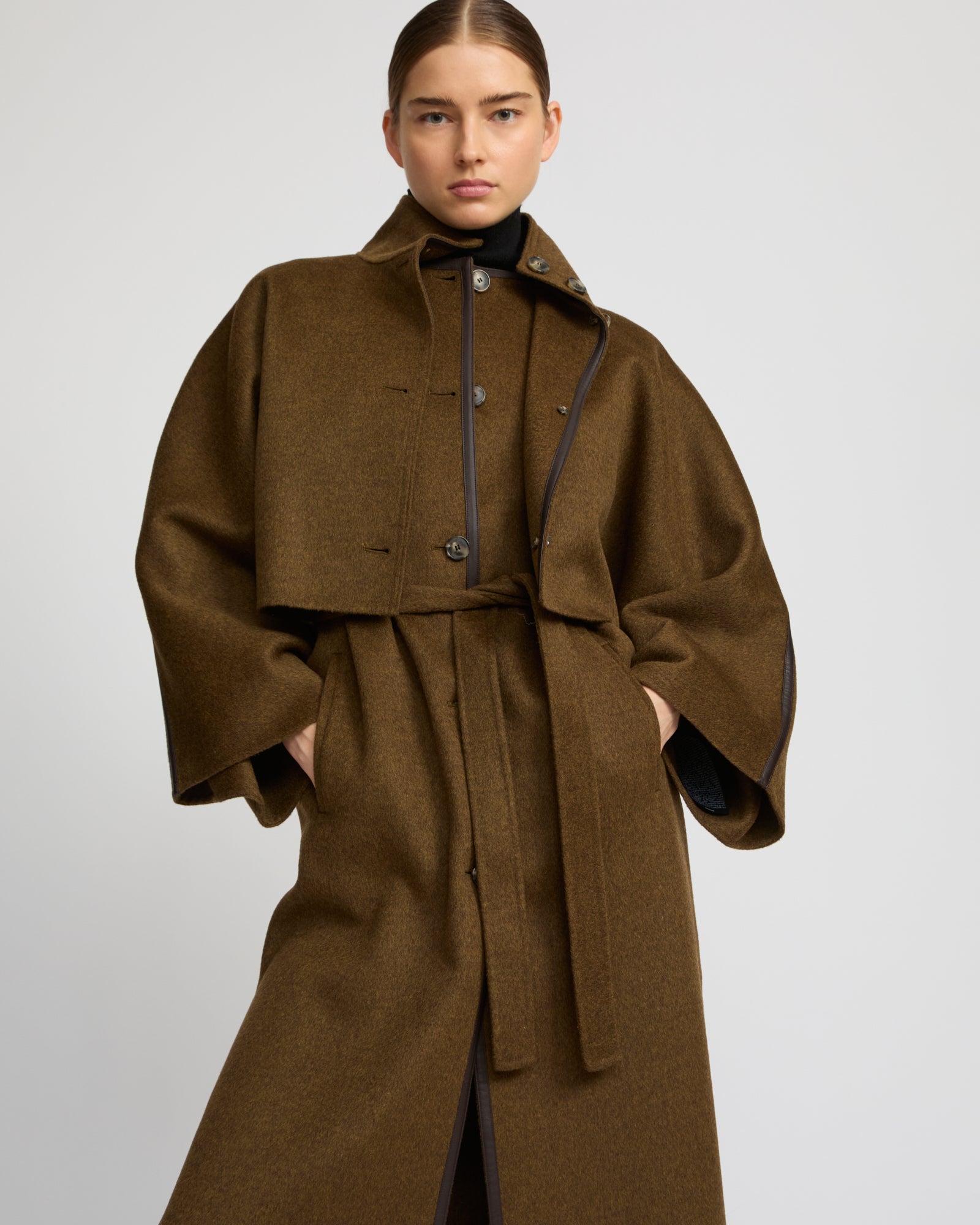 Double-sided cashmere-blend cropped cape jacket - Yves Salomon