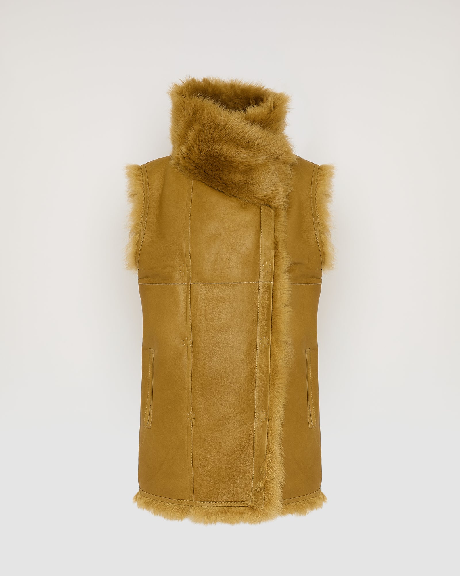 Sleeveless long jacket in Toscana lamb - Yves Salomon