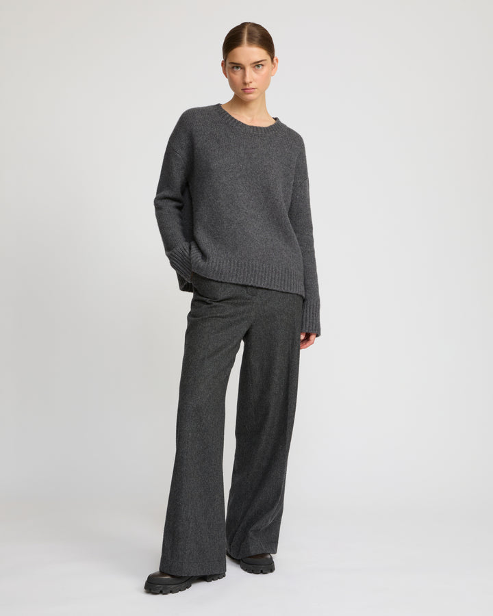 Regular cashmere knit jumper