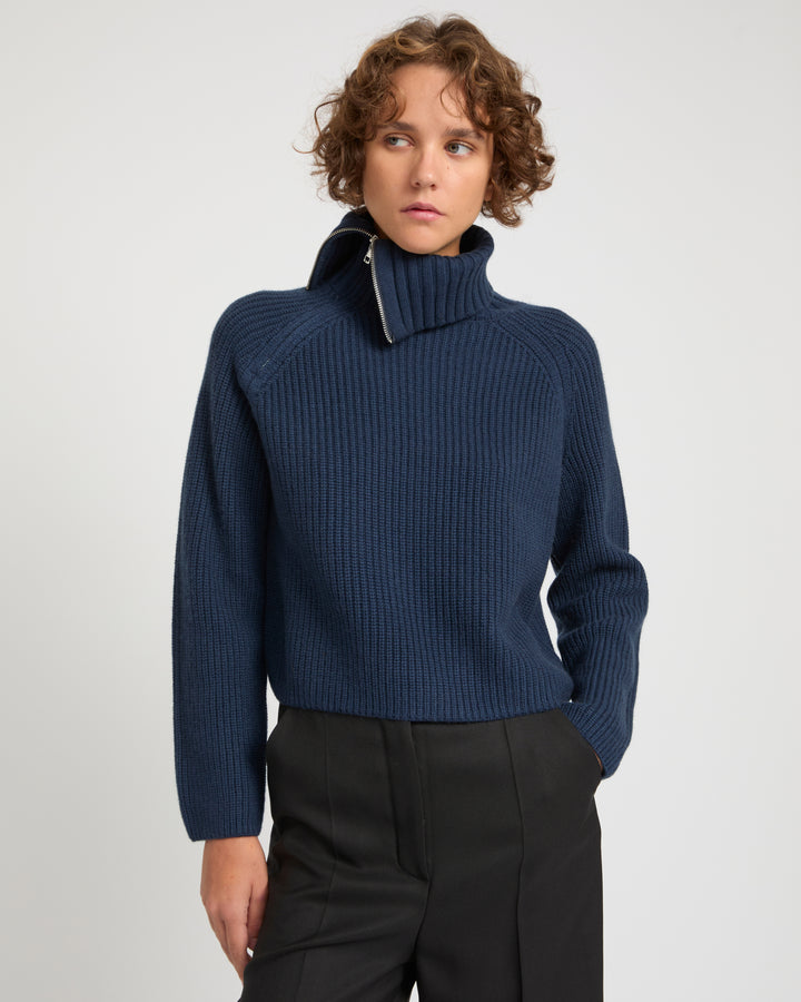 Cropped knitted jumper -Yves Salomon