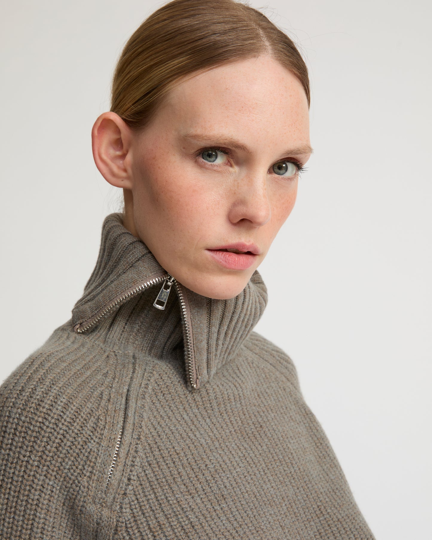 Cropped knitted jumper - Yves Salomon