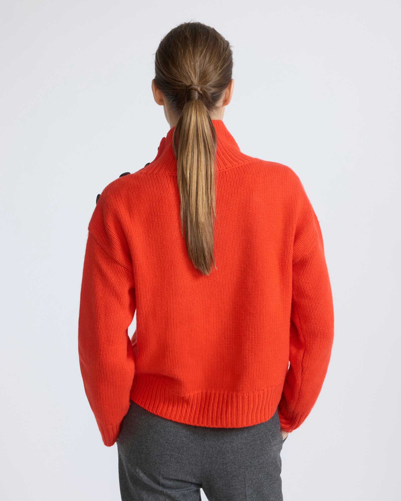 Short oversized knitted sweater - Yves Salomon - New Fall/Winter Collection