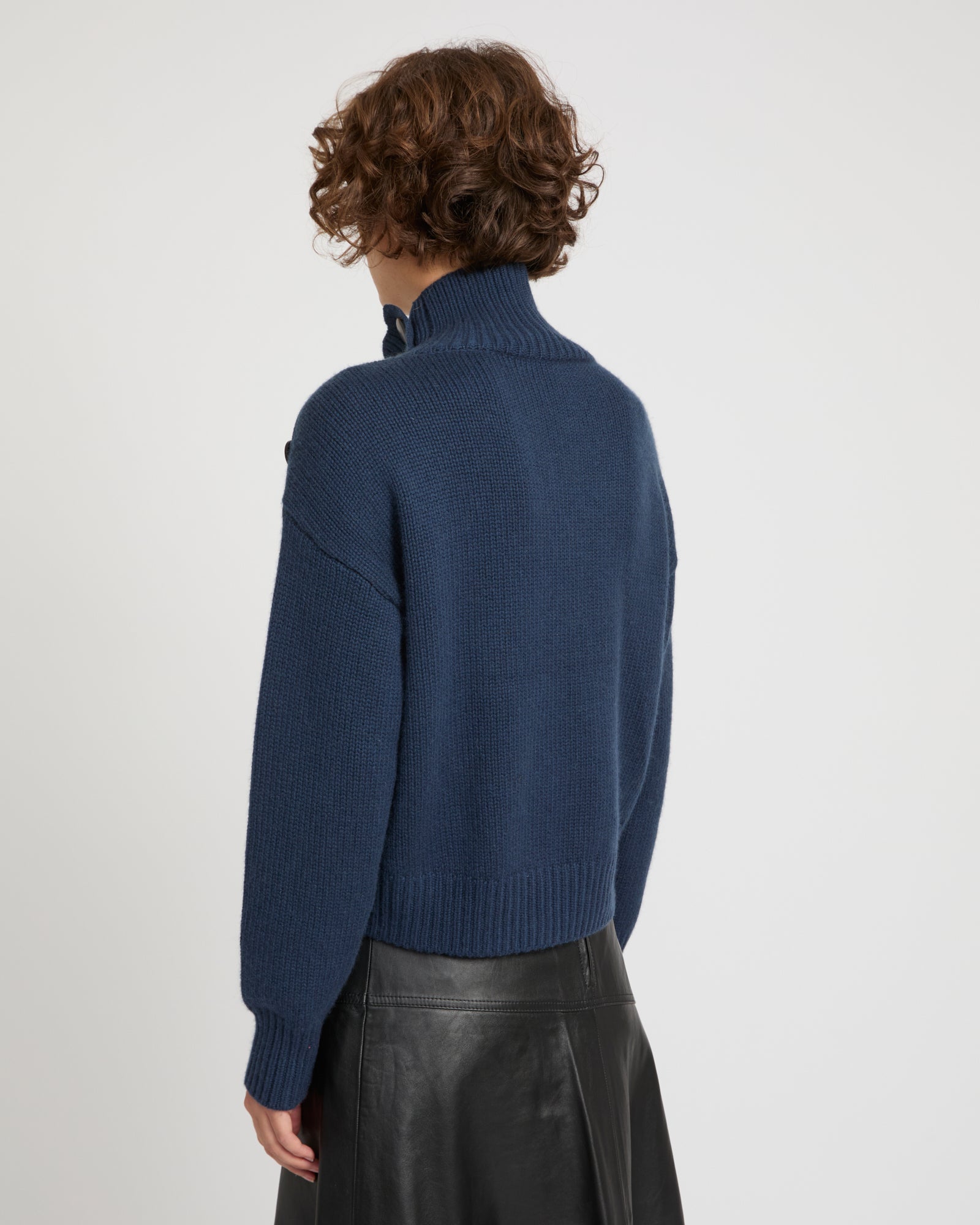 Short oversized knitted jumper -Yves Salomon