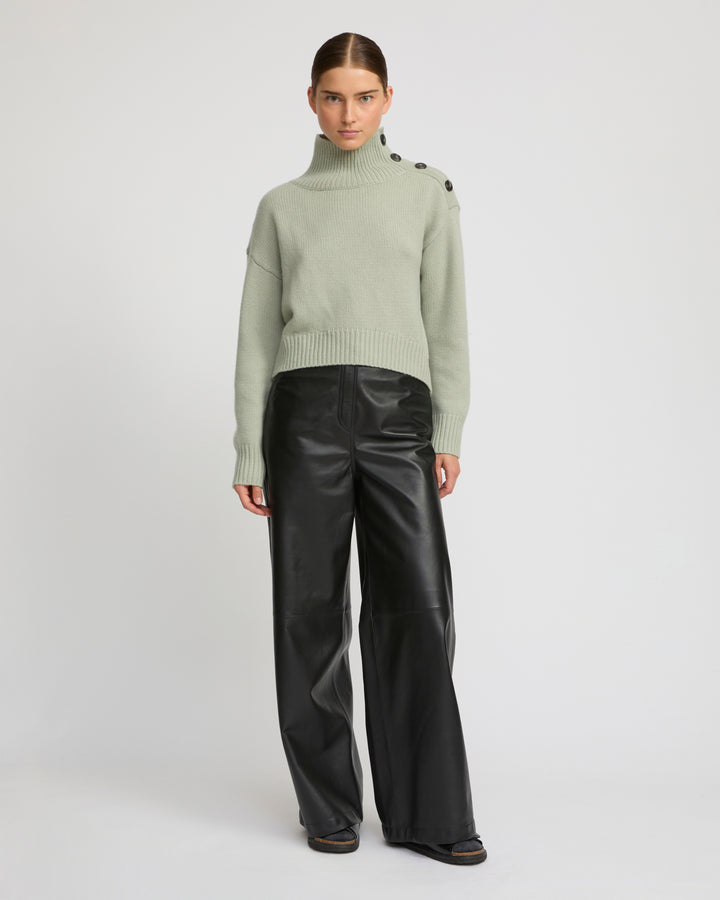 Short oversized knitted jumper