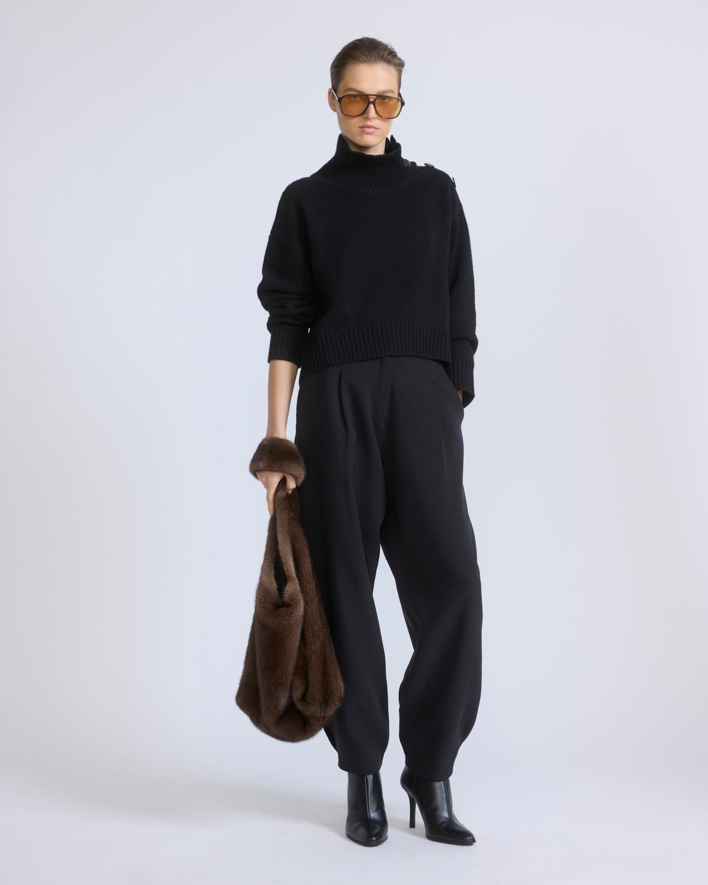 Short oversized knitted sweater - Yves Salomon - New Fall/Winter Collection