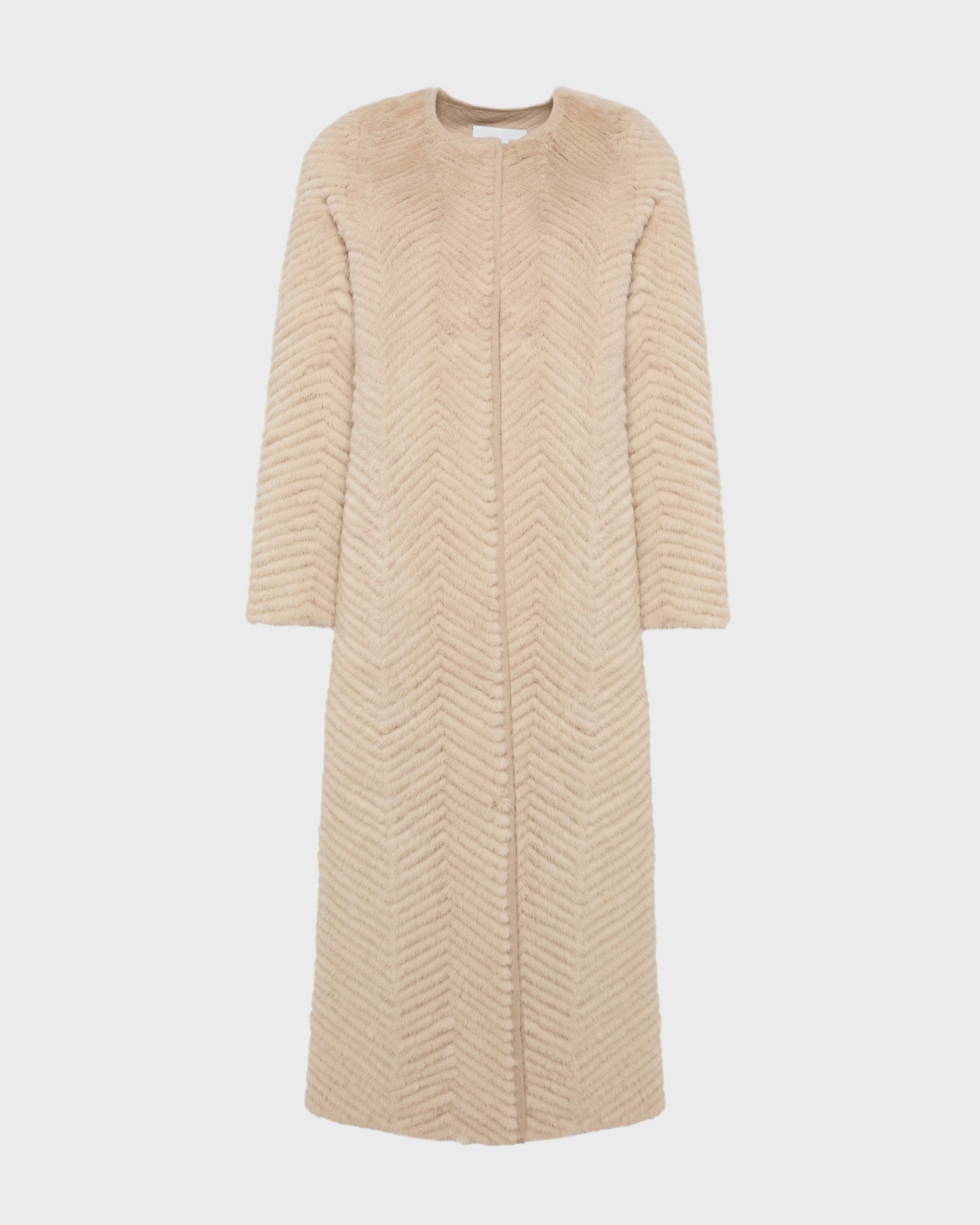 Long coat in Merino knit and mink fur
