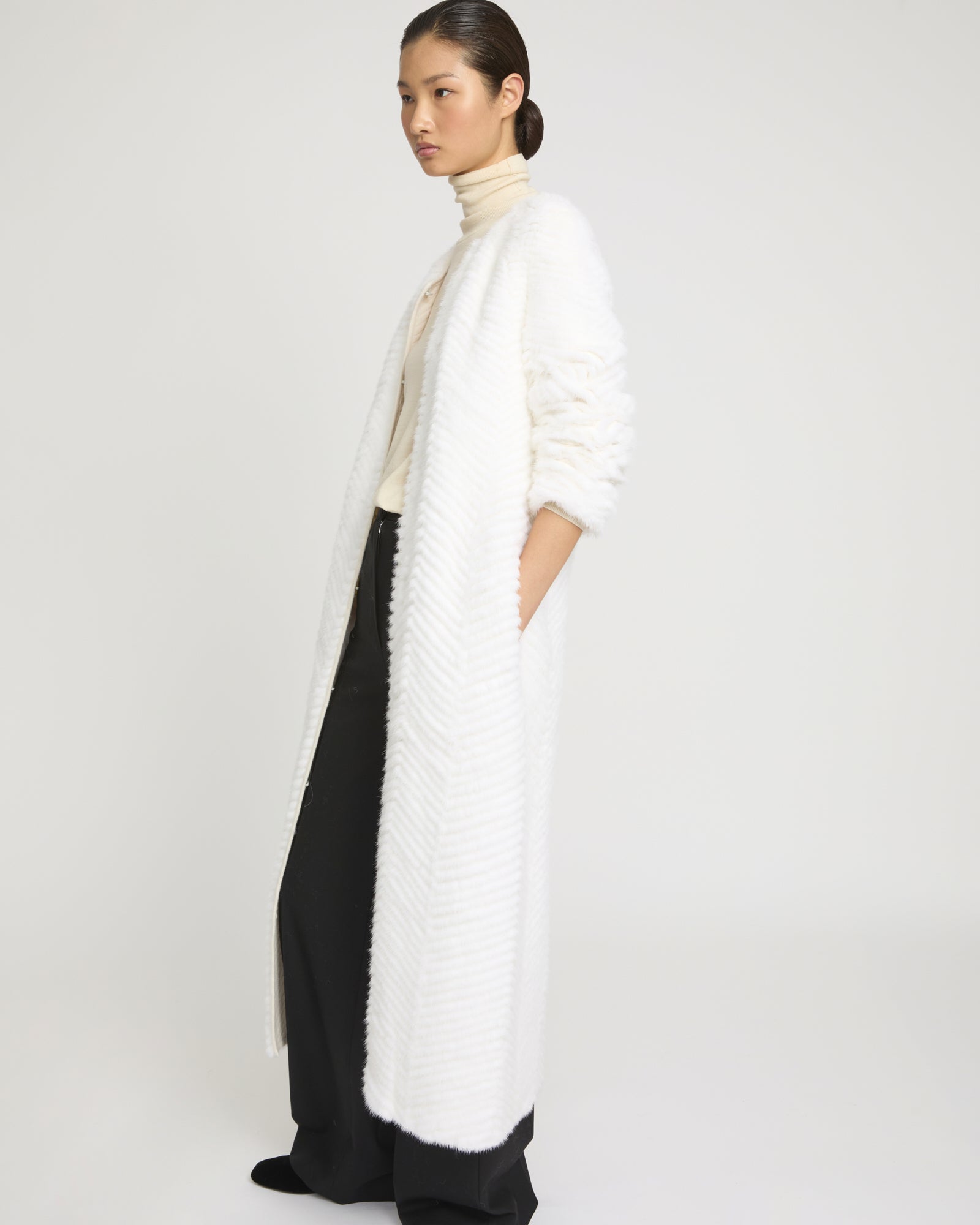 Long coat in Merino knit and mink fur - white - Yves Salomon