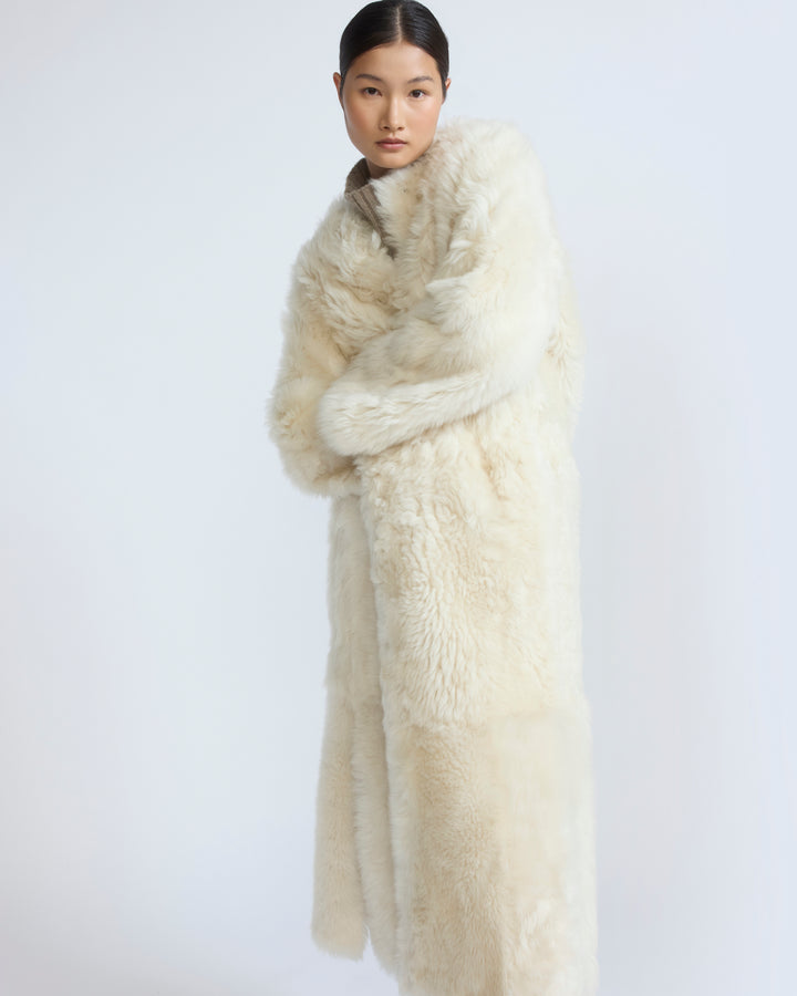 Extra long Toscana lambskin shearling coat - Yves Salomon - New Fall/Winter Collection