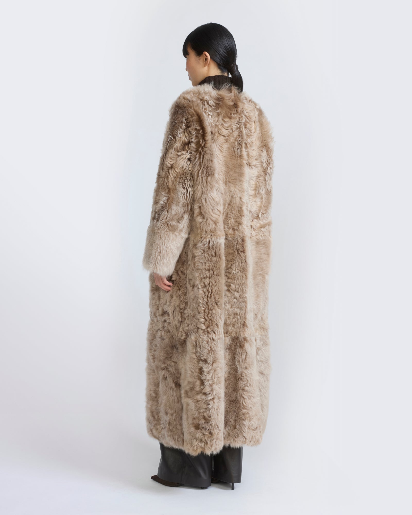Extra long Toscana lambskin shearling coat - Yves Salomon - New Fall/Winter Collection