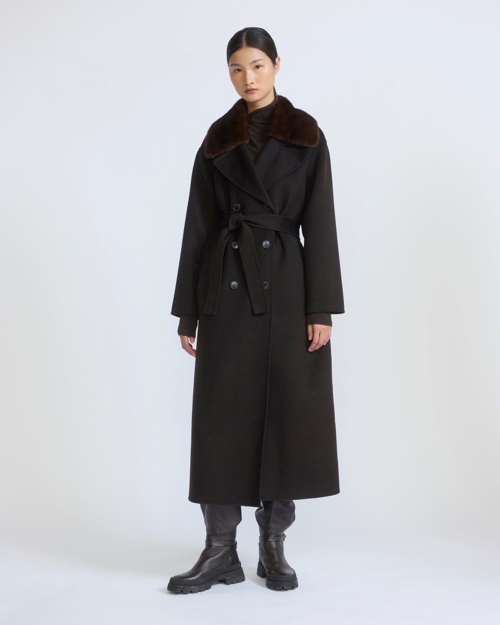 Cashmere wool belted coat with mink fur collar - Yves Salomon - New Fall/Winter Collection